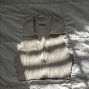 Babaton crop top size S